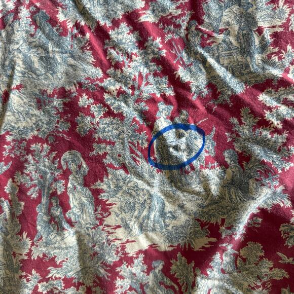 Waverly Sanctuary Rose Modern Farmhouse Floral Reversible Comforter 80"x90" - Picture 15 of 16